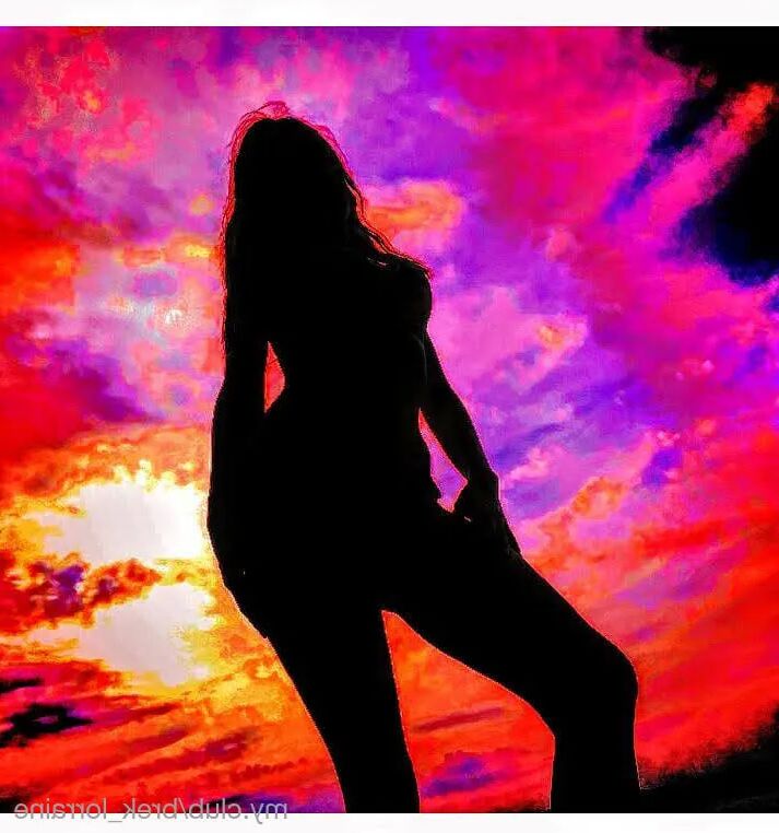 StoryBookGirl Free Photos - 7 Pics