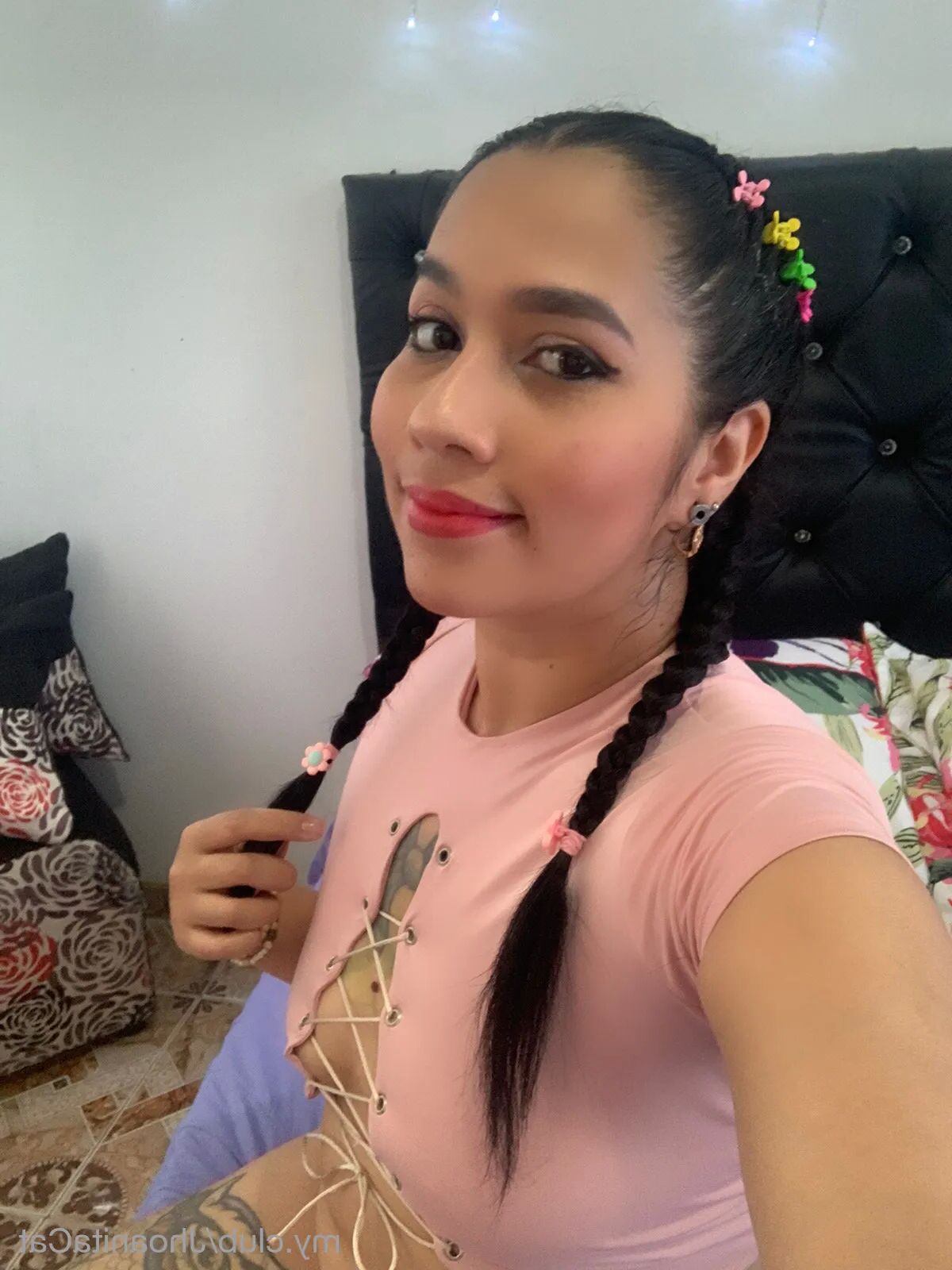 JhoanitaCat Free Photos - 6 Pics