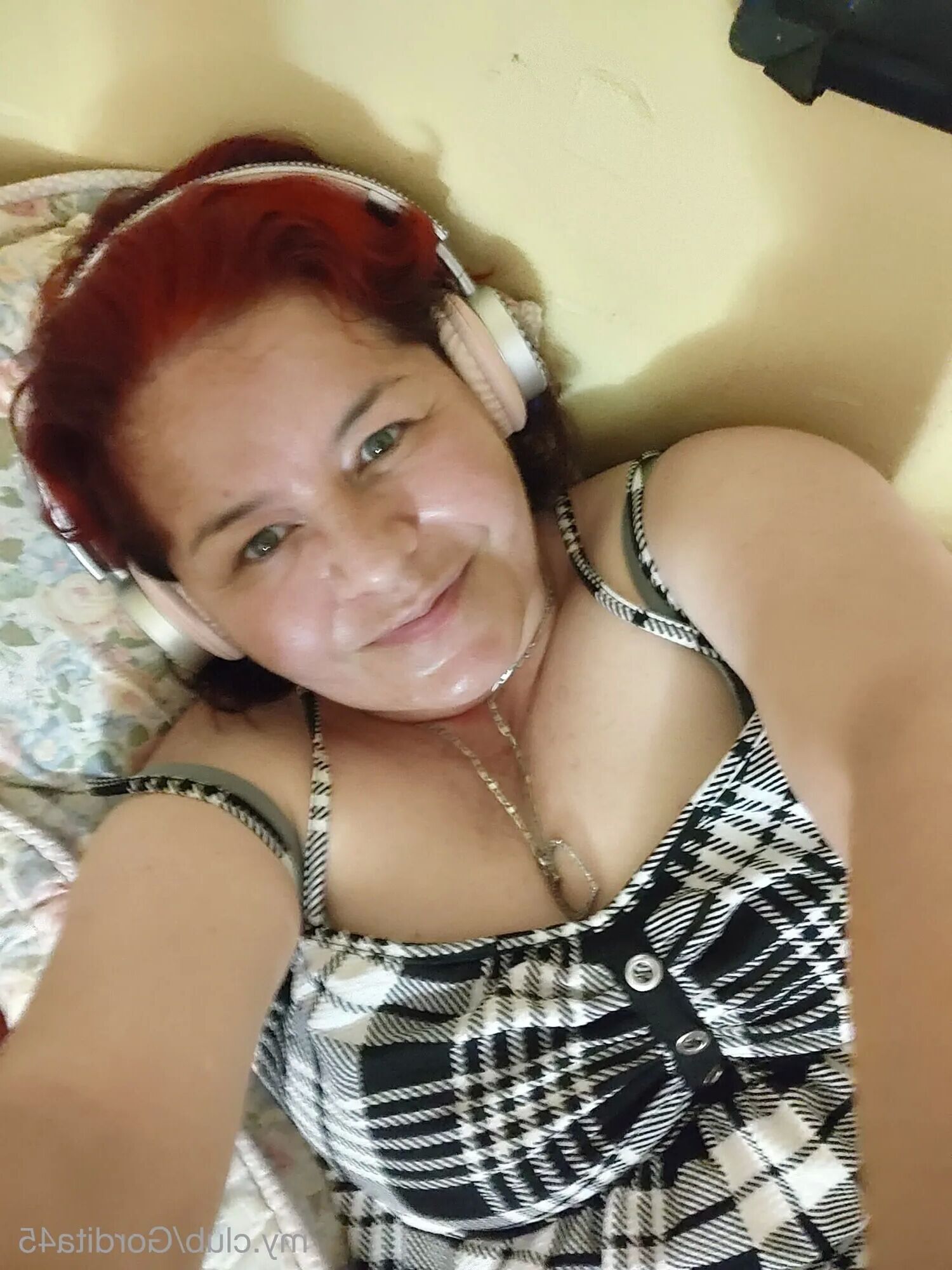 Gordita madura Free Photos - 5 Pics