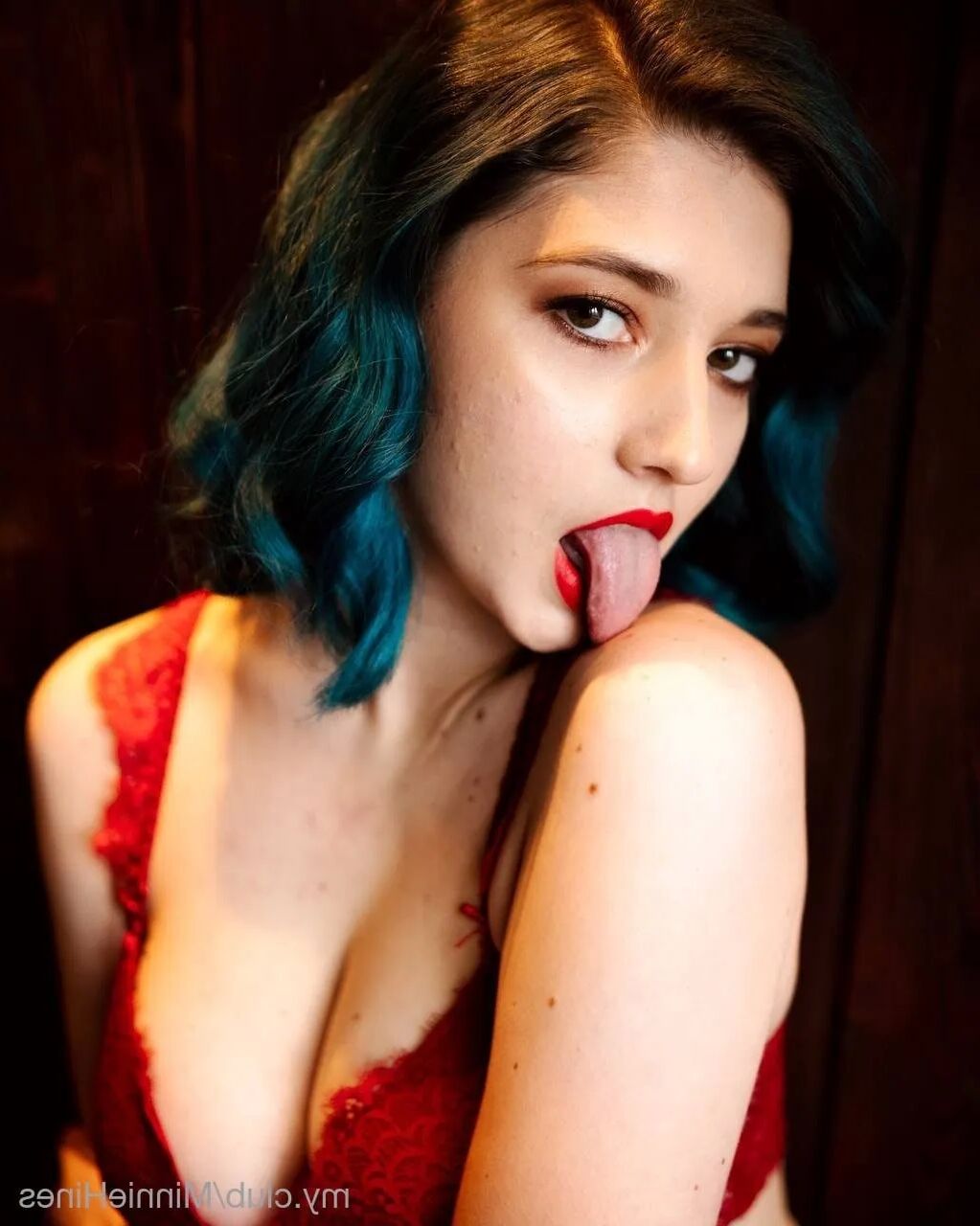 Lina Free Photos - 6 Pics