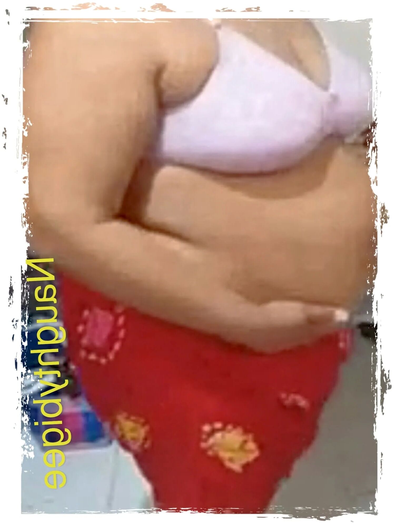 Big ass aunty live ahow - 6 Pics