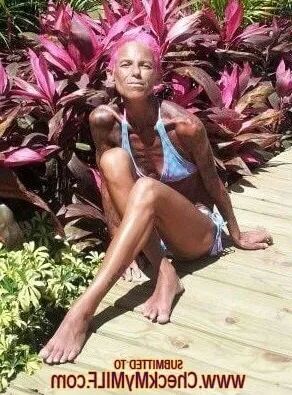 Check My MILF Hot on on the beach - 11 Pics