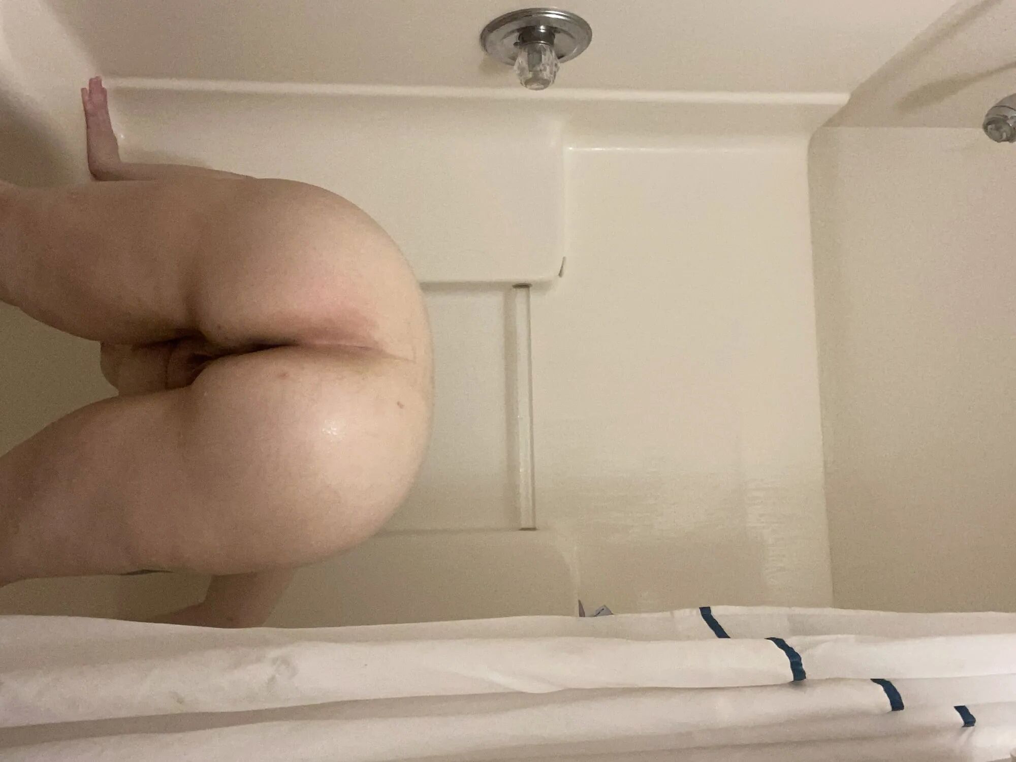 Post Shower - 17 Pics