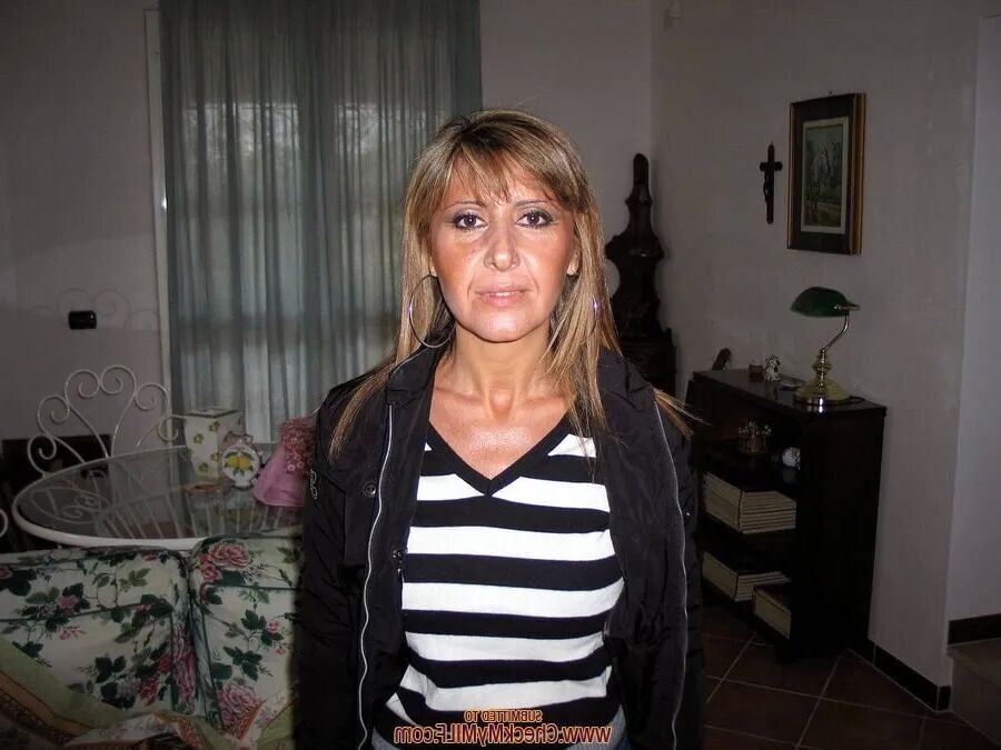 Check My MILF Hot soccer Mom - 10 Pics