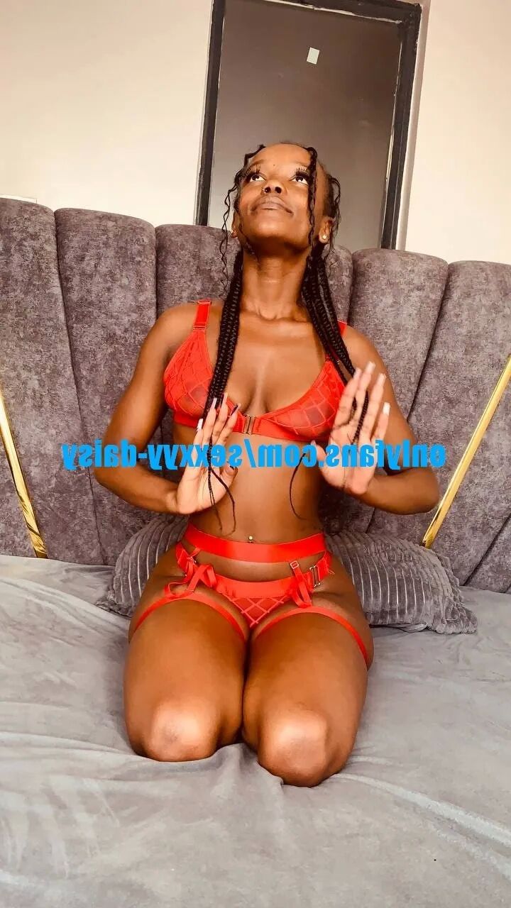 Sexxyy-daisy photos - 55 Pics
