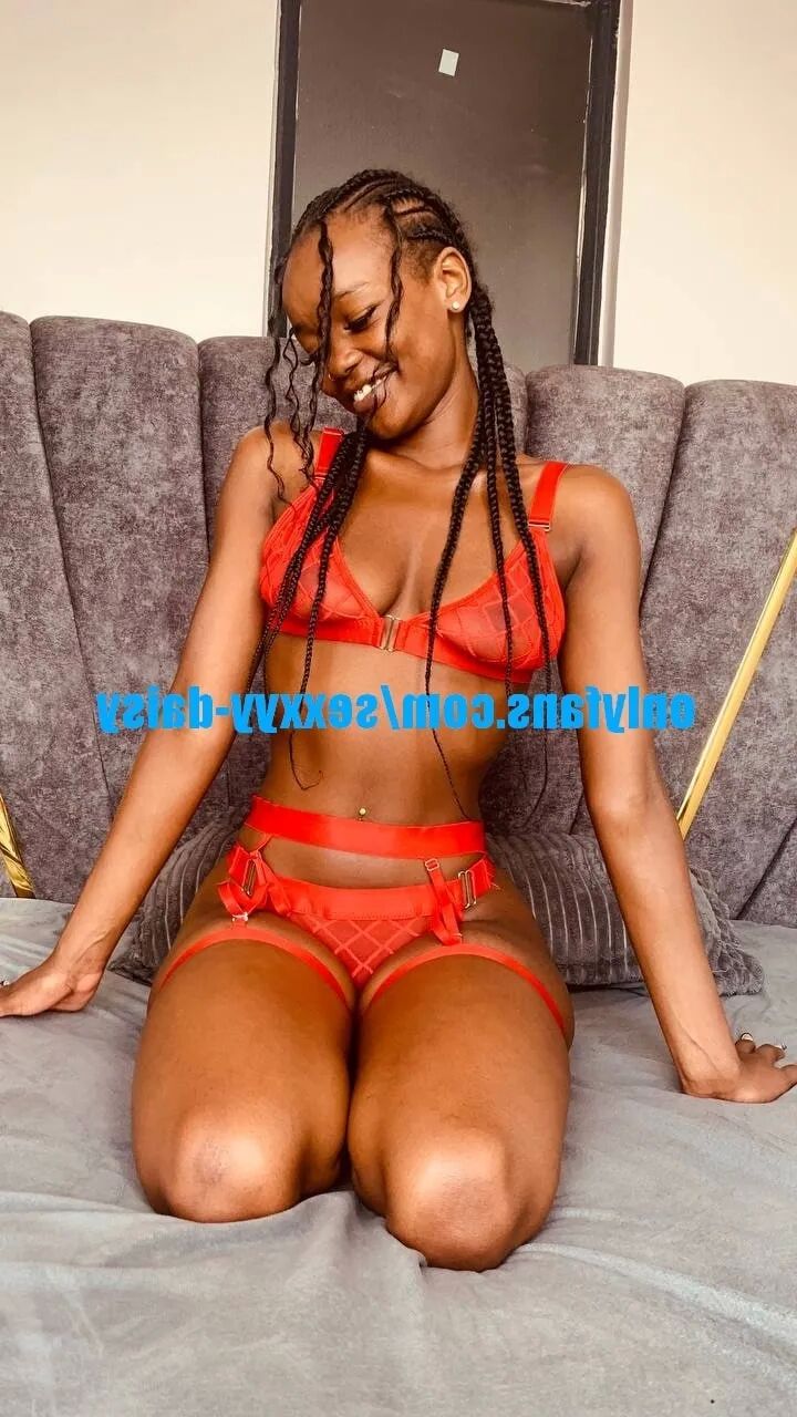 Sexxyy-daisy photos - 55 Pics