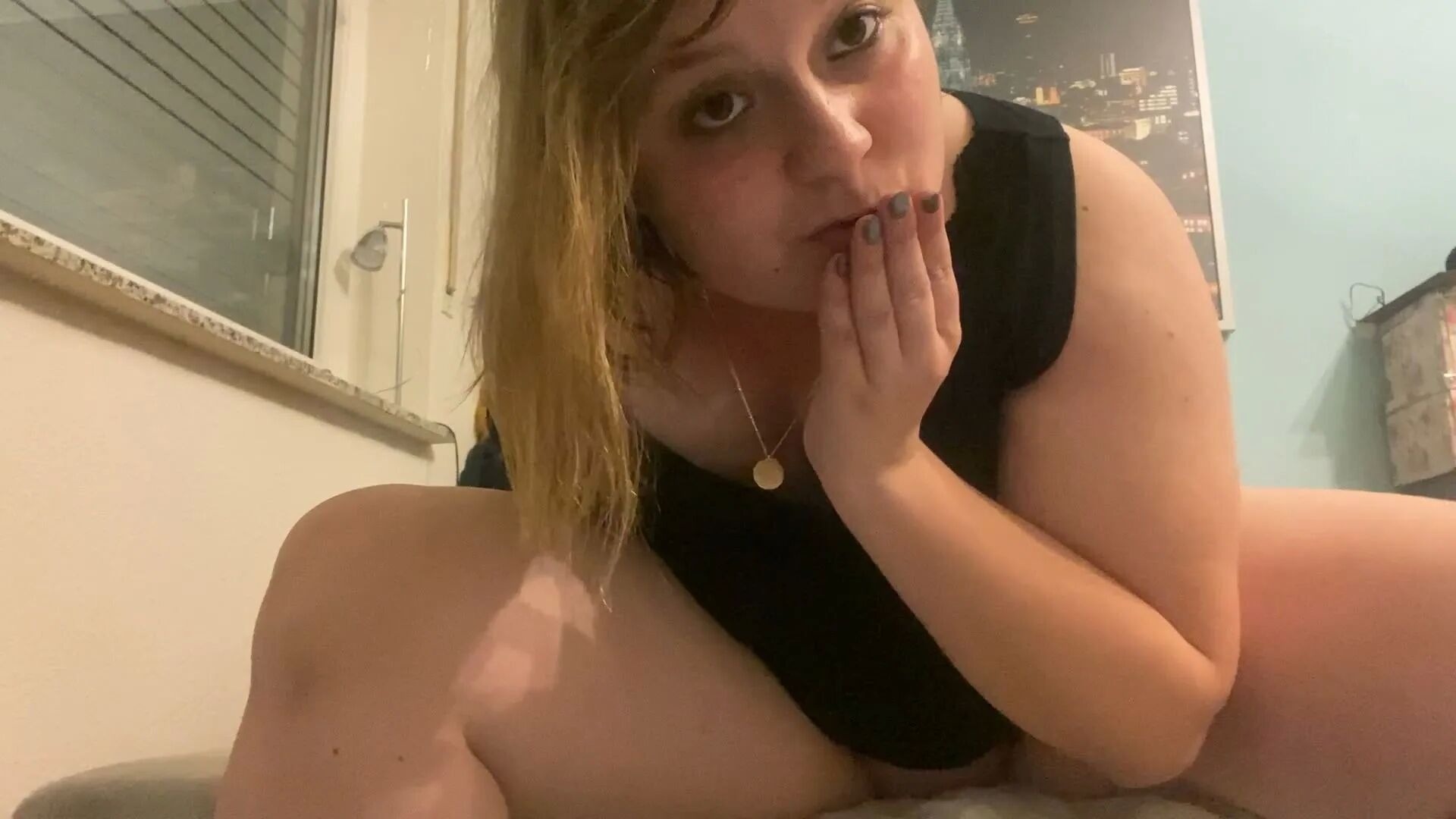 Random Video Previews - 6 Pics