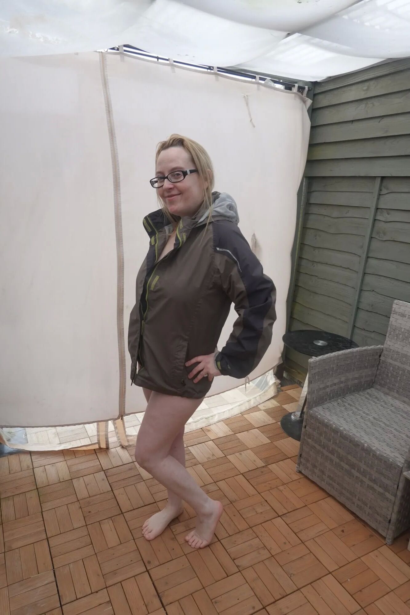 Shooting in the cold yard naked bare feet and coat - 24 Pics