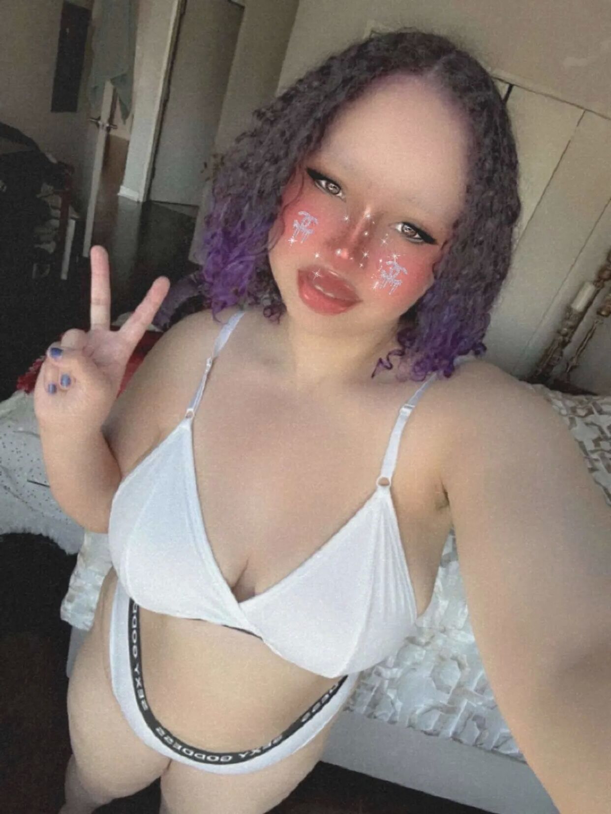 Big Titty Egirl Aamira Ardalan - 6 Pics