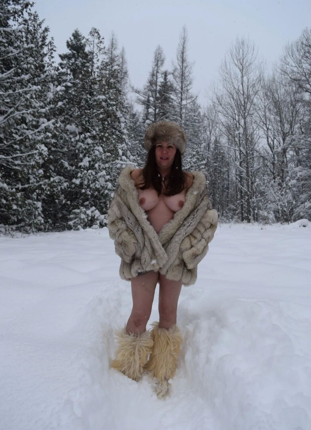 Having winter fun. - 5 Pics