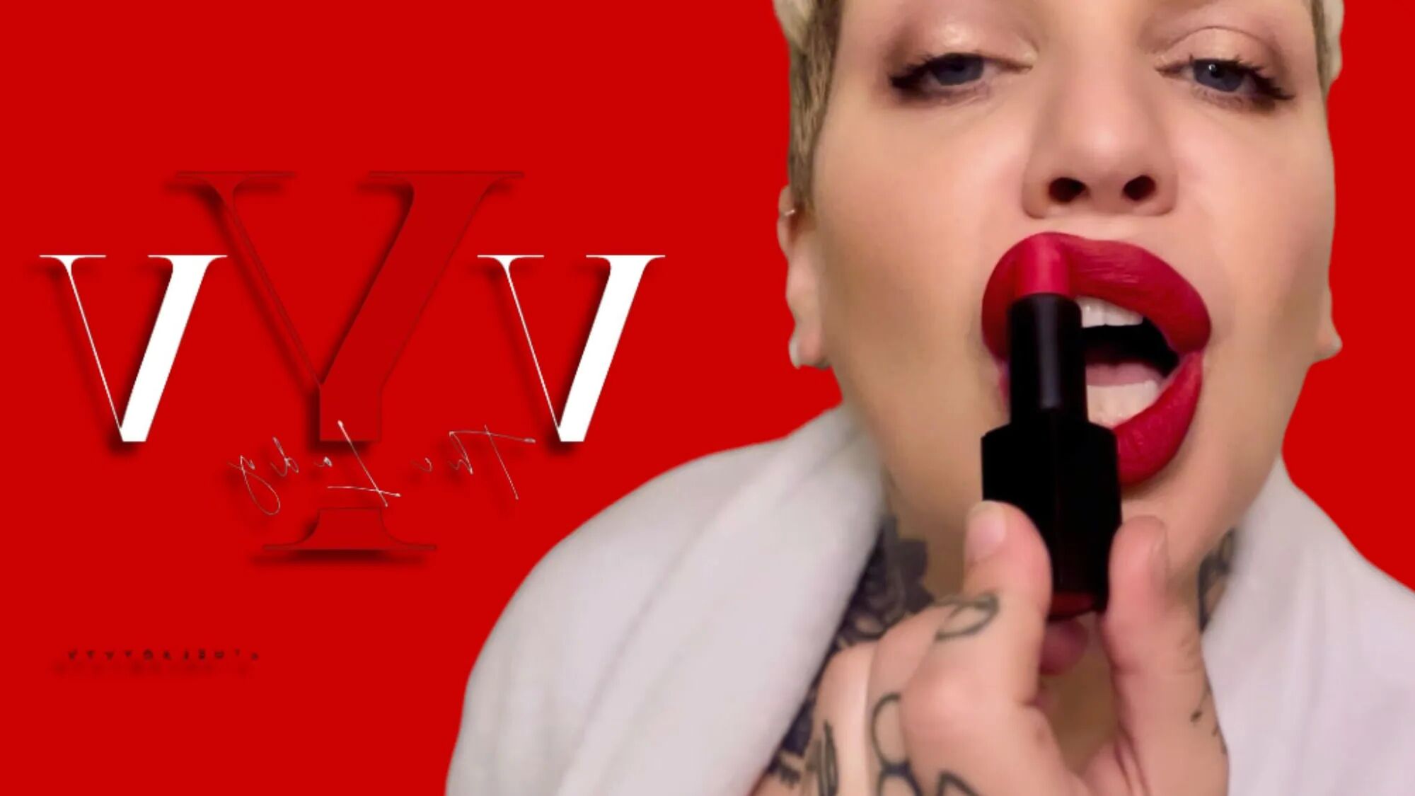 THE LADY VYV - 9 Pics