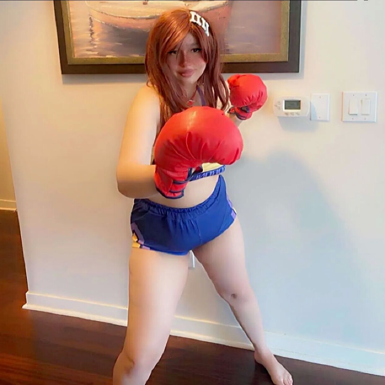 Inugami Korone Boxer Cosplay - 7 Pics