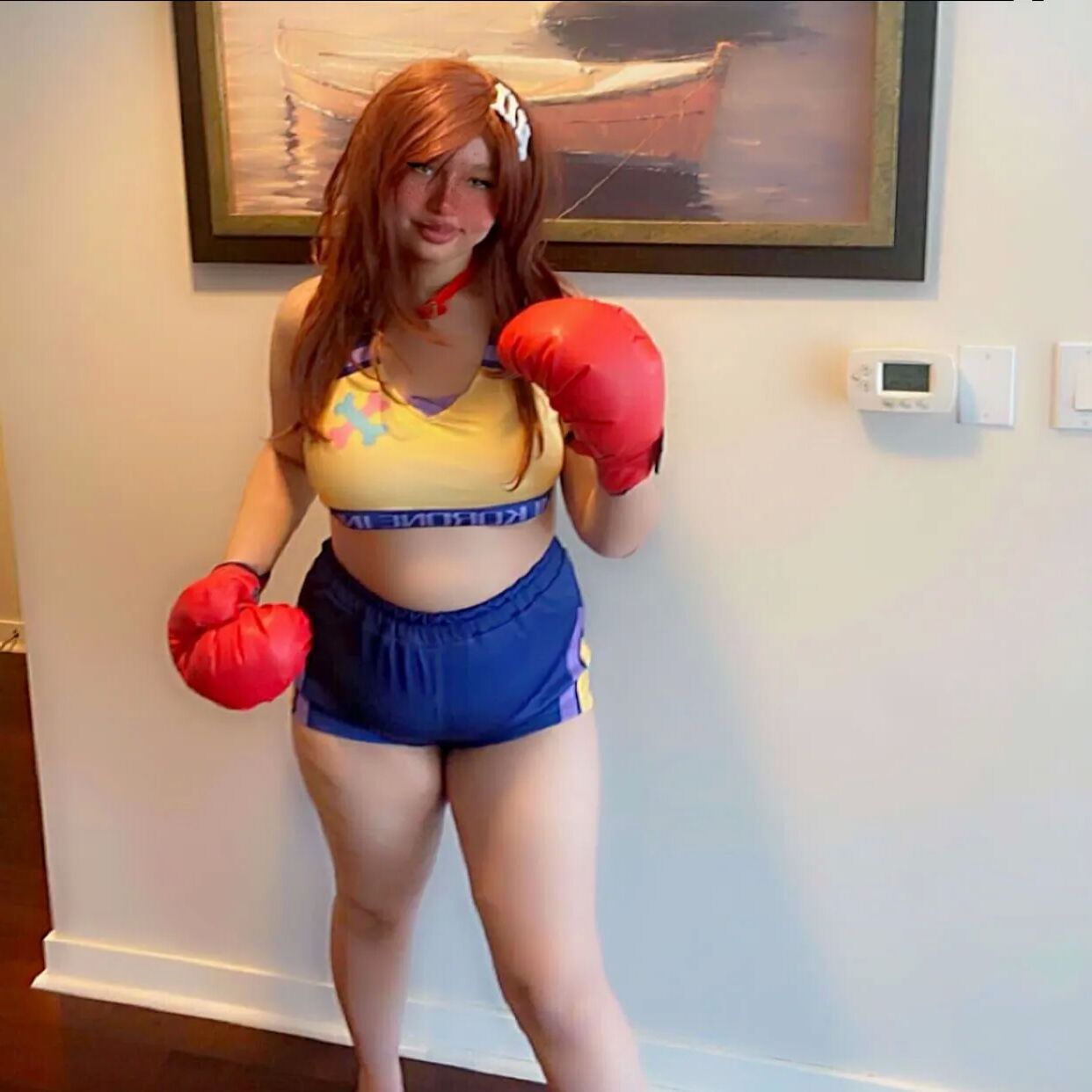 Inugami Korone Boxer Cosplay - 7 Pics