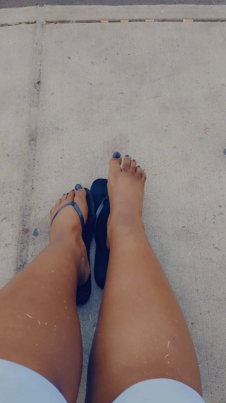Cute Feeties - 8 Pics