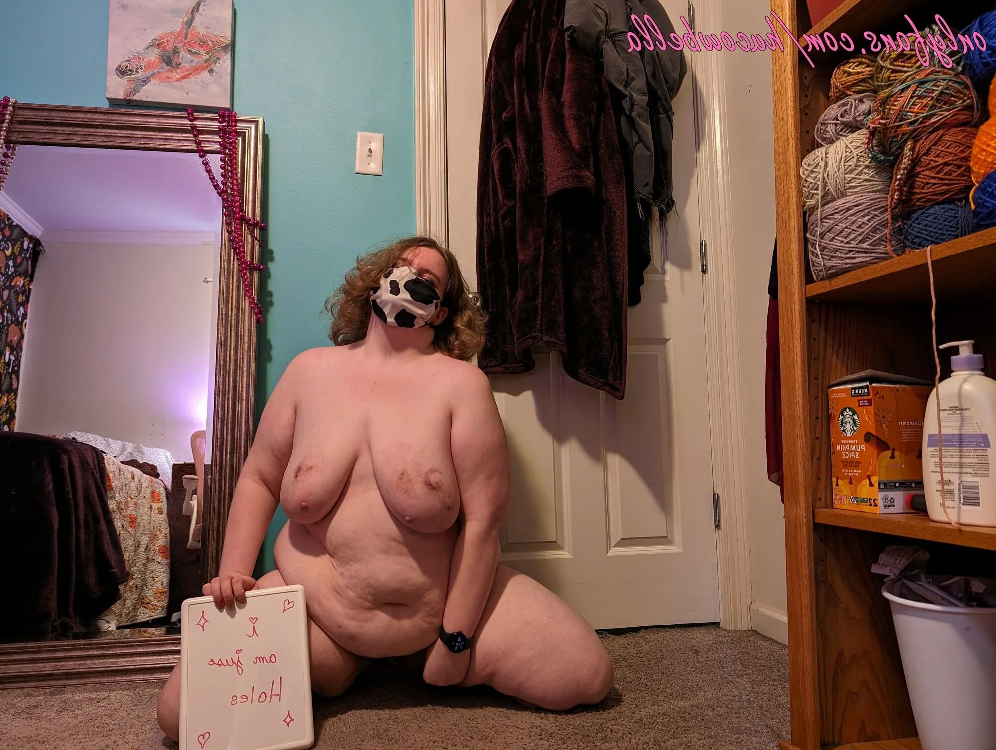 Hucowbella for International Cunts day - 24 Pics
