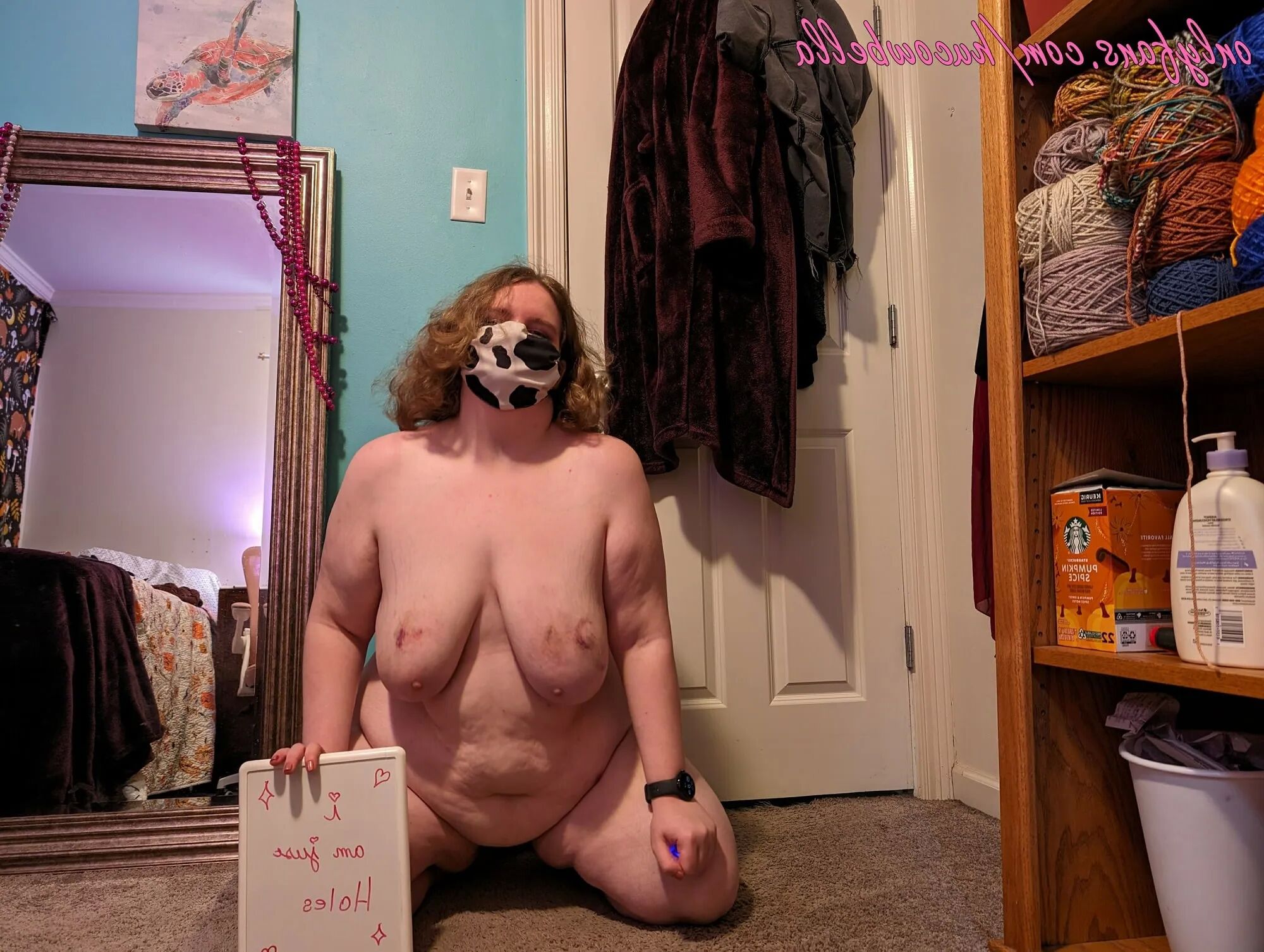 Hucowbella for International Cunts day - 24 Pics