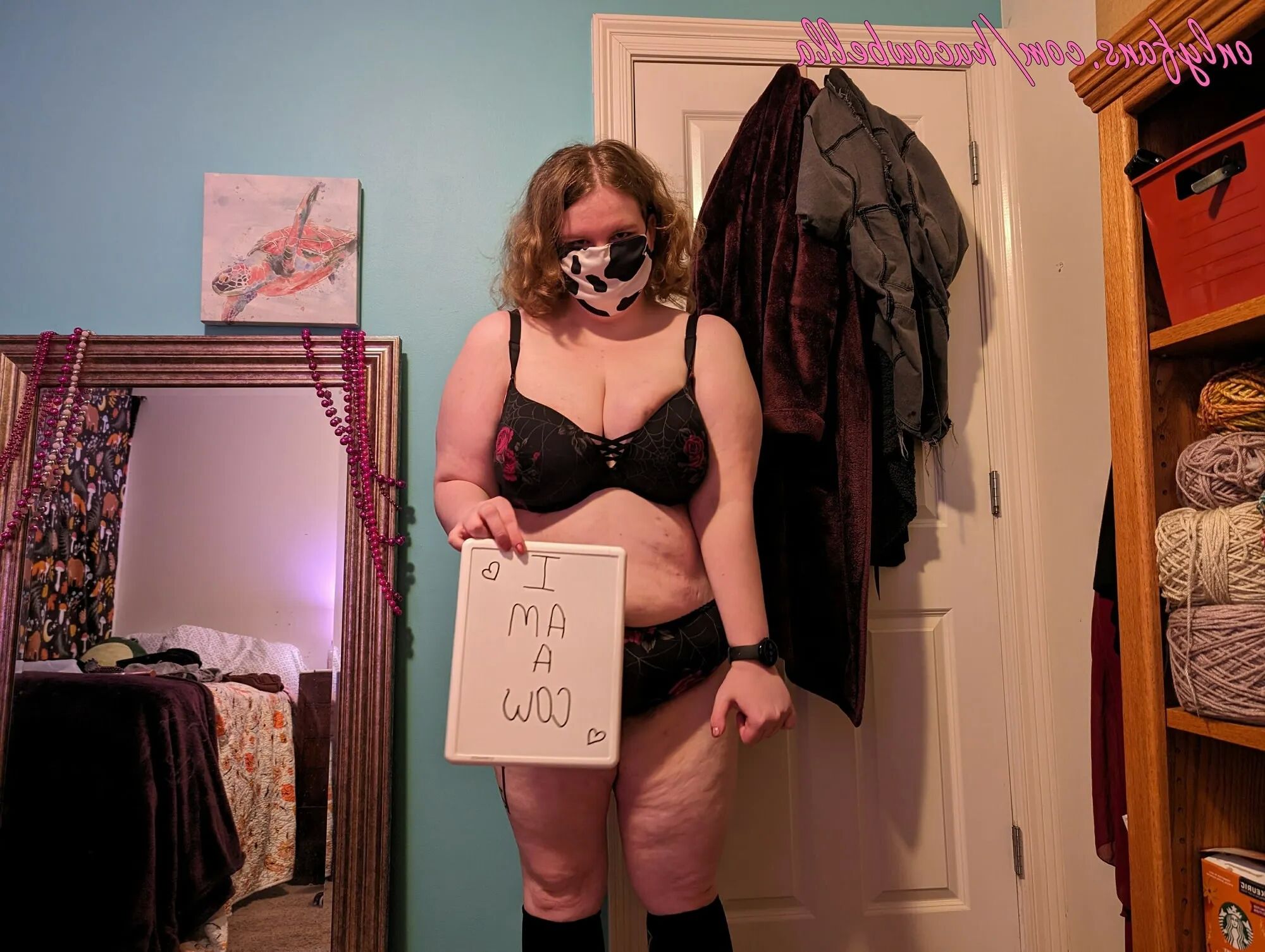 Hucowbella for International Cunts day - 24 Pics