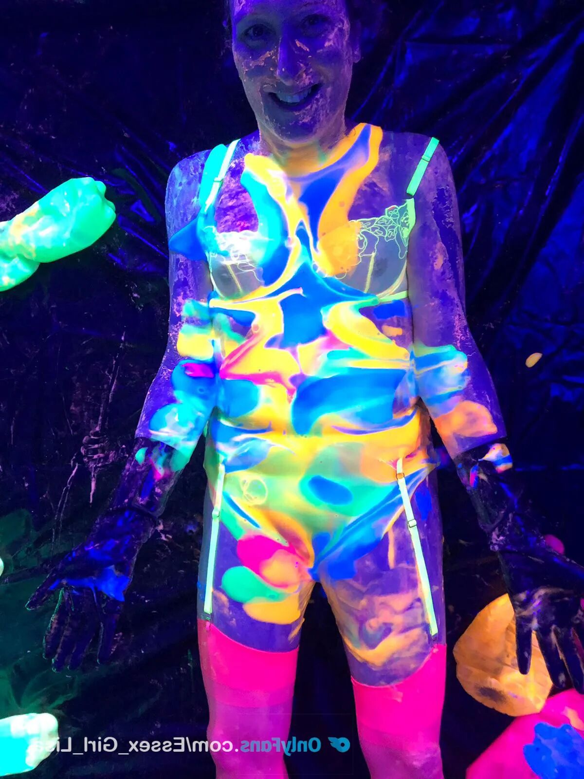 Playing with glow in the dark UV slime with my slave - 14 Pics