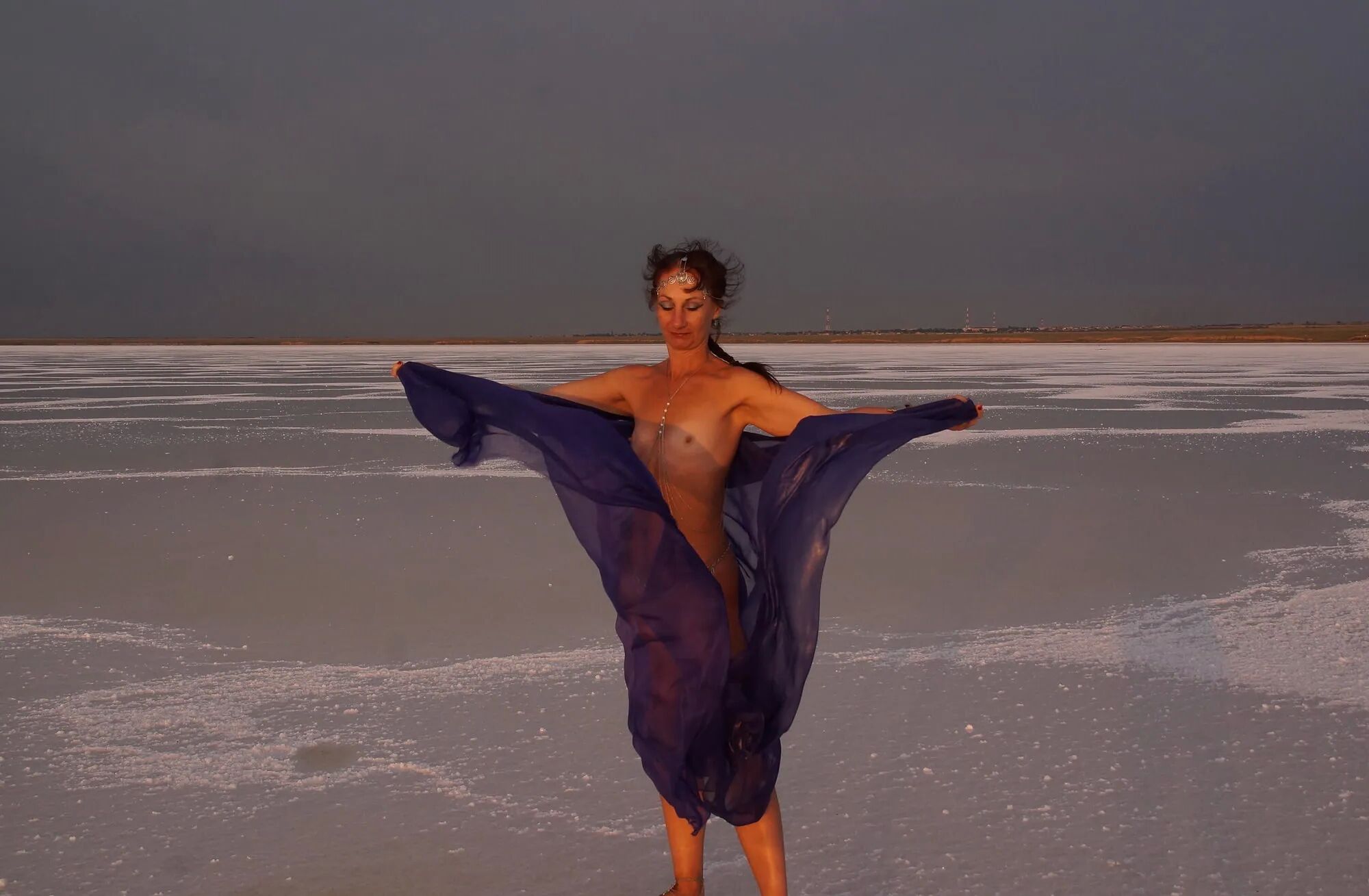On Sunset-Light with DeepBlue Shawl on Salt- Lake - 39 Pics