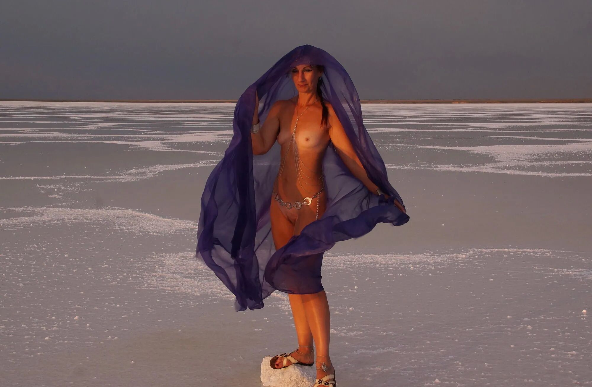 On Sunset-Light with DeepBlue Shawl on Salt- Lake - 39 Pics