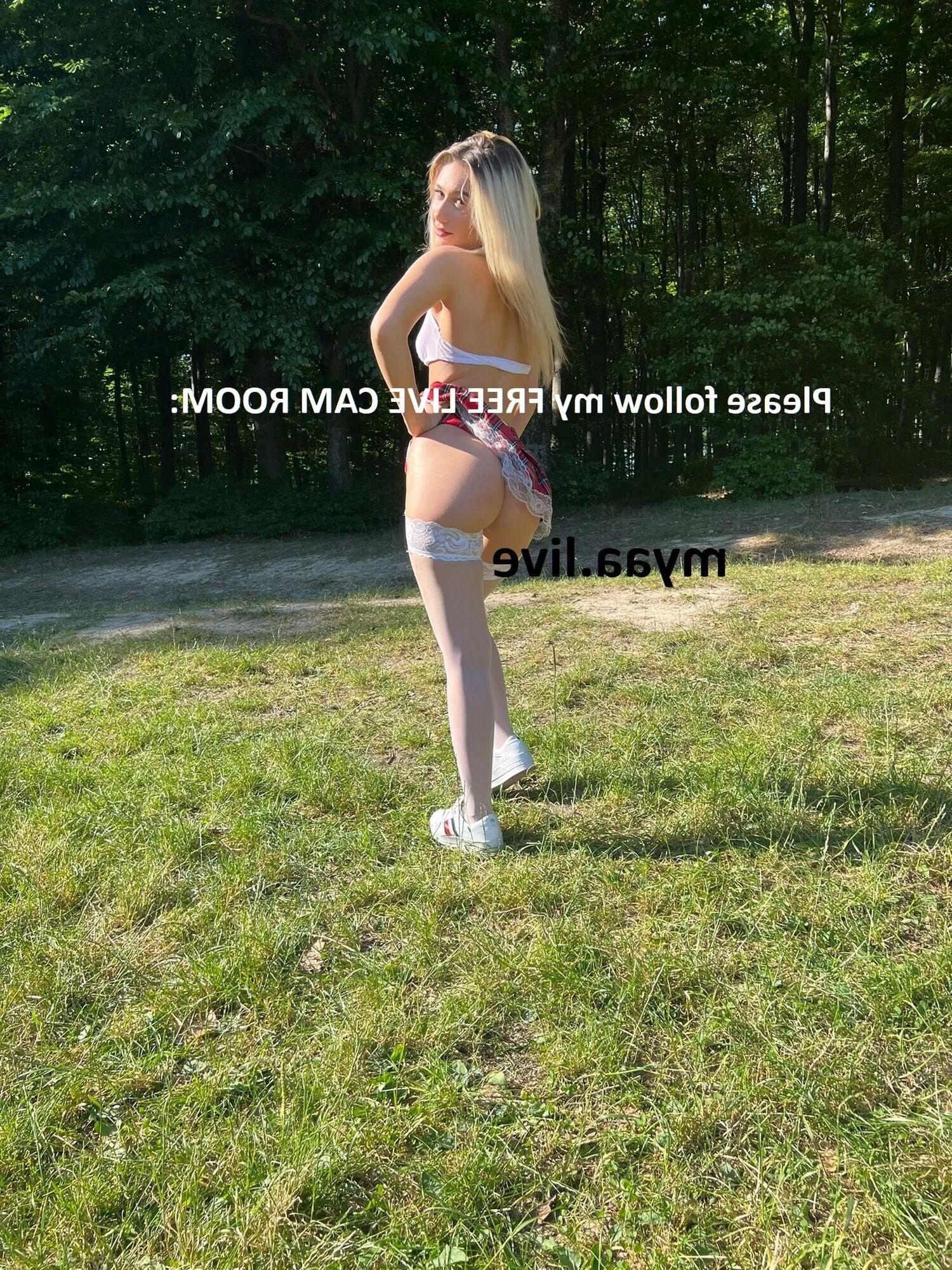 In the park dressed in sch girl no panties, white stockings - 5 Pics