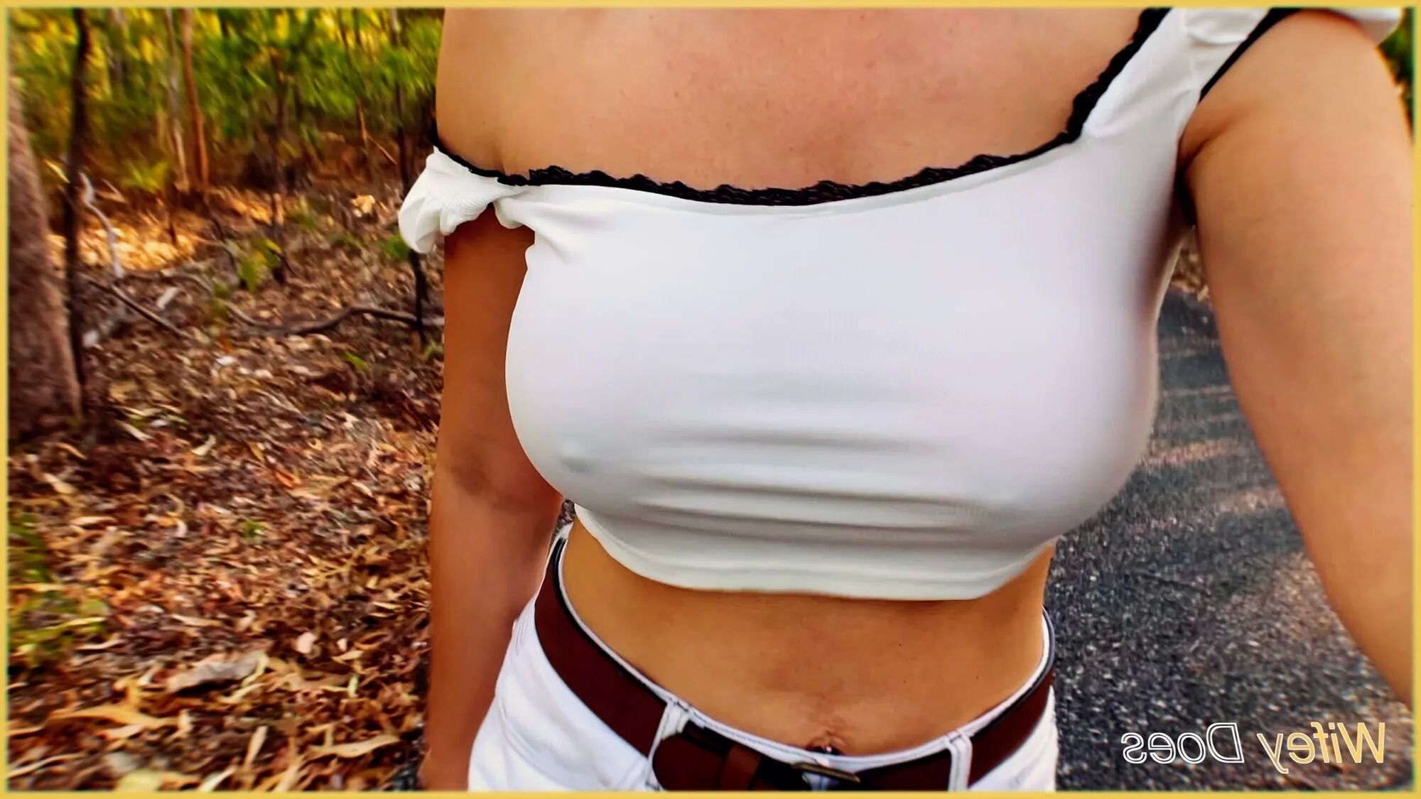 Wifey flashes her tits in the carpark - 20 Pics