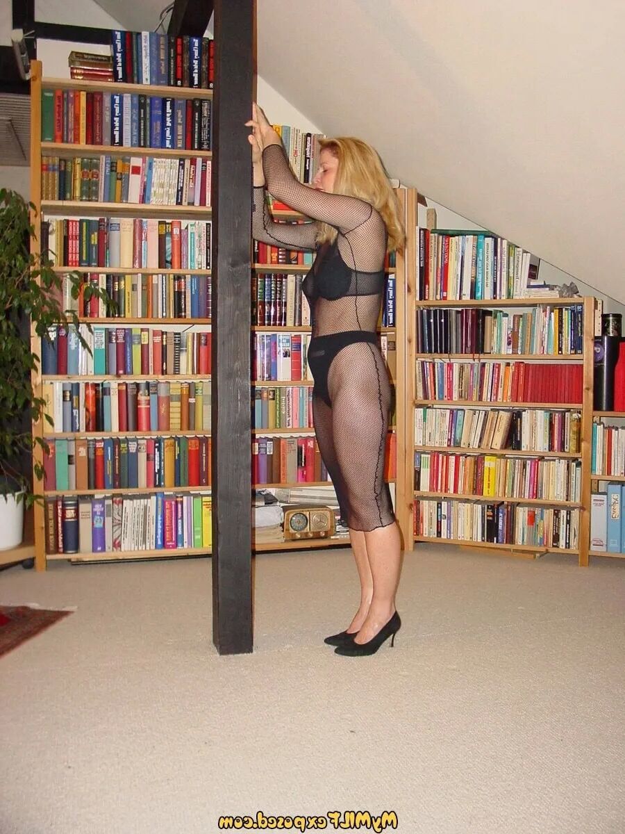 My MILF Exposed - bit of public flashing - 39 Pics