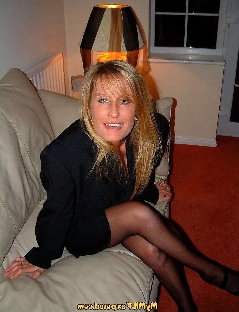 My MILF Exposed - pantyhose wife - 37 Pics