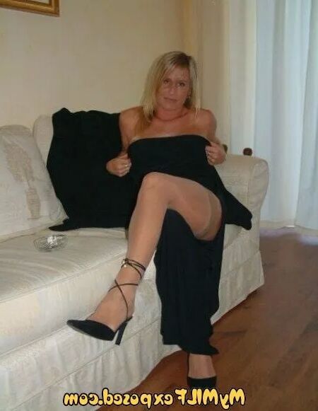 My MILF Exposed - pantyhose wife - 37 Pics