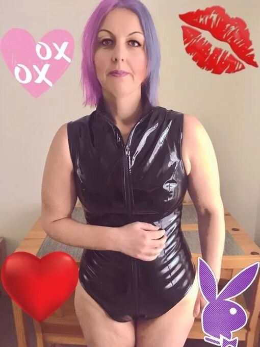 Me xx - 23 Pics