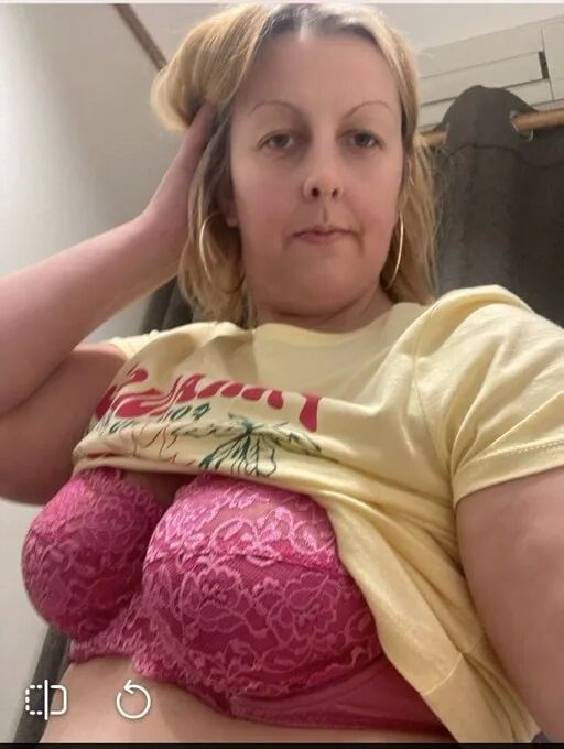 Me xx - 23 Pics