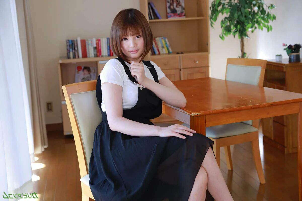 Satomi Ishikawa :: I wanna be an attractive pornstar - CARIB - 20 Pics