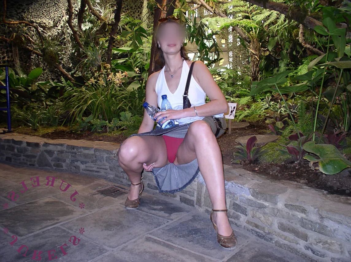 Posing at home and play with dildo - 11 Pics