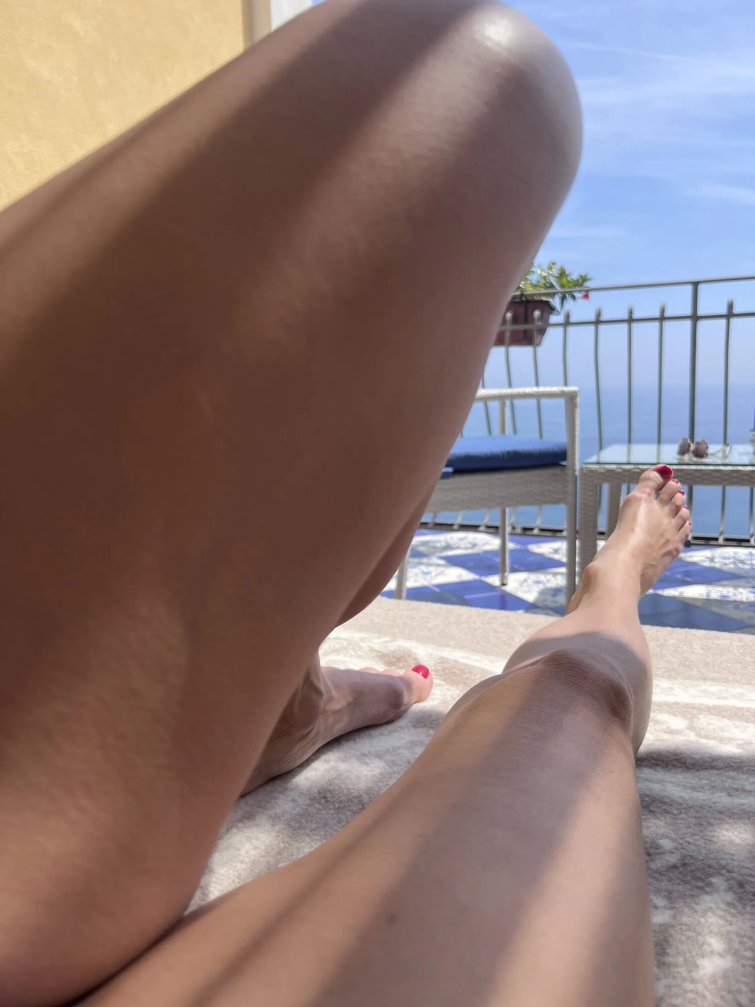 Foot fetish - 17 Pics