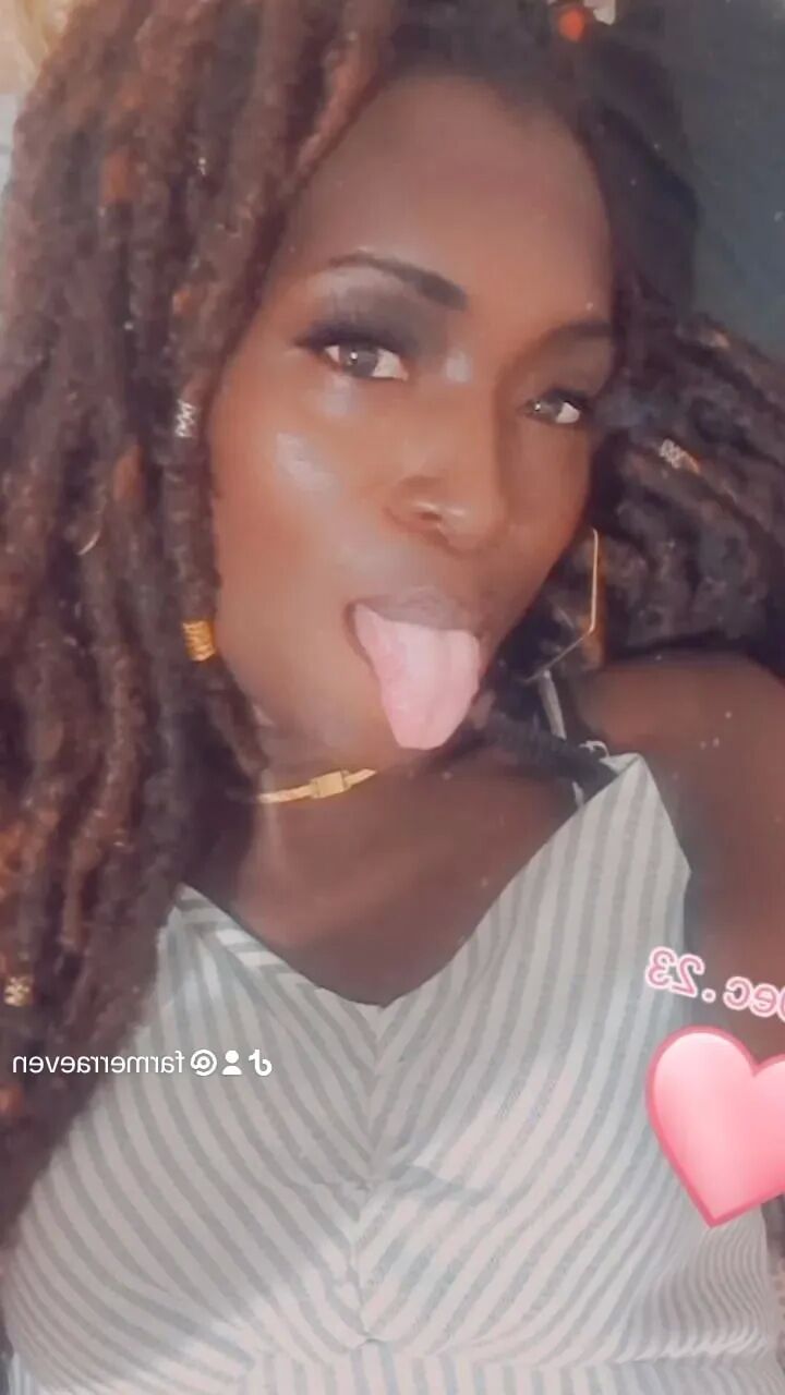 Lil Chocolate Cover Raeven Sky - 33 Pics