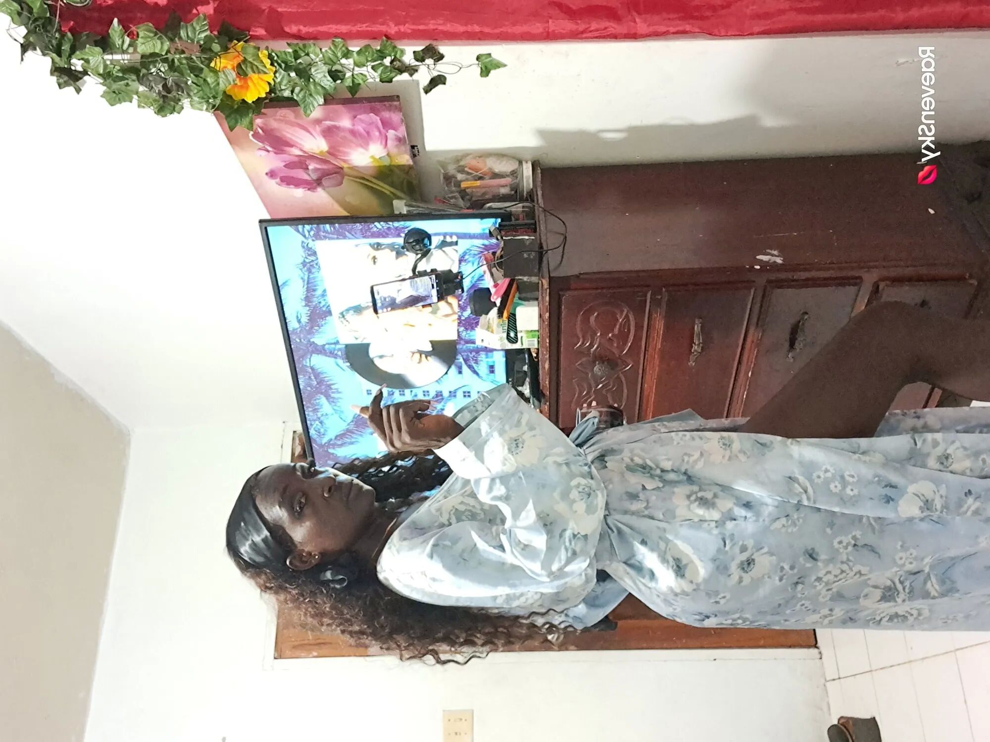 Lil Chocolate Cover Raeven Sky - 33 Pics