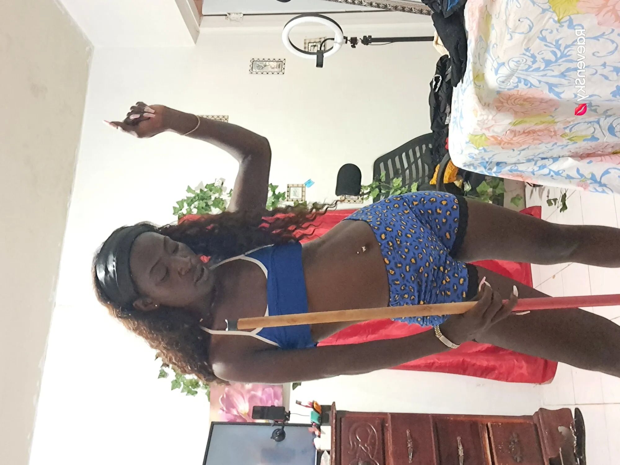 Lil Chocolate Cover Raeven Sky - 33 Pics