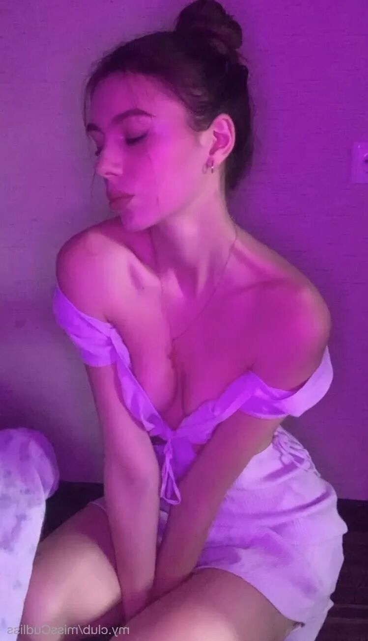 MissCudliss Free Photos - 12 Pics