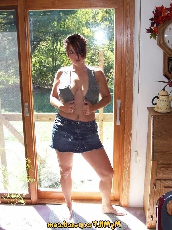 My MILF Exposed - swinger couple - 23 Pics