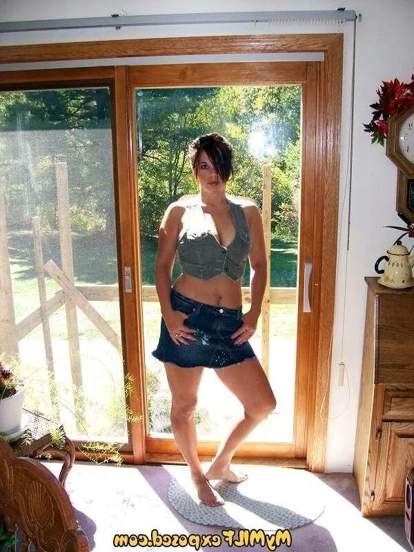 My MILF Exposed - swinger couple - 23 Pics