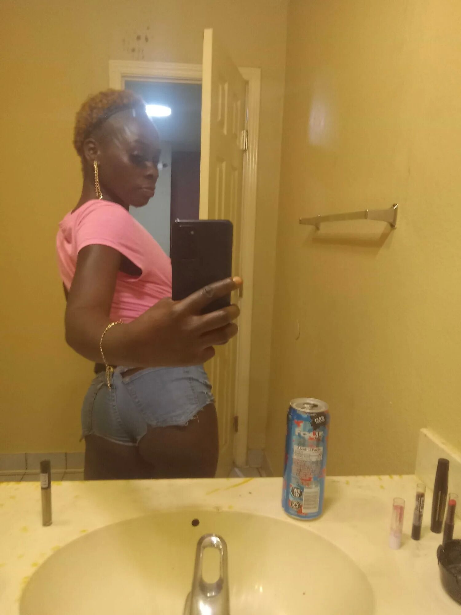 Beautiful Dark Skin - 94 Pics