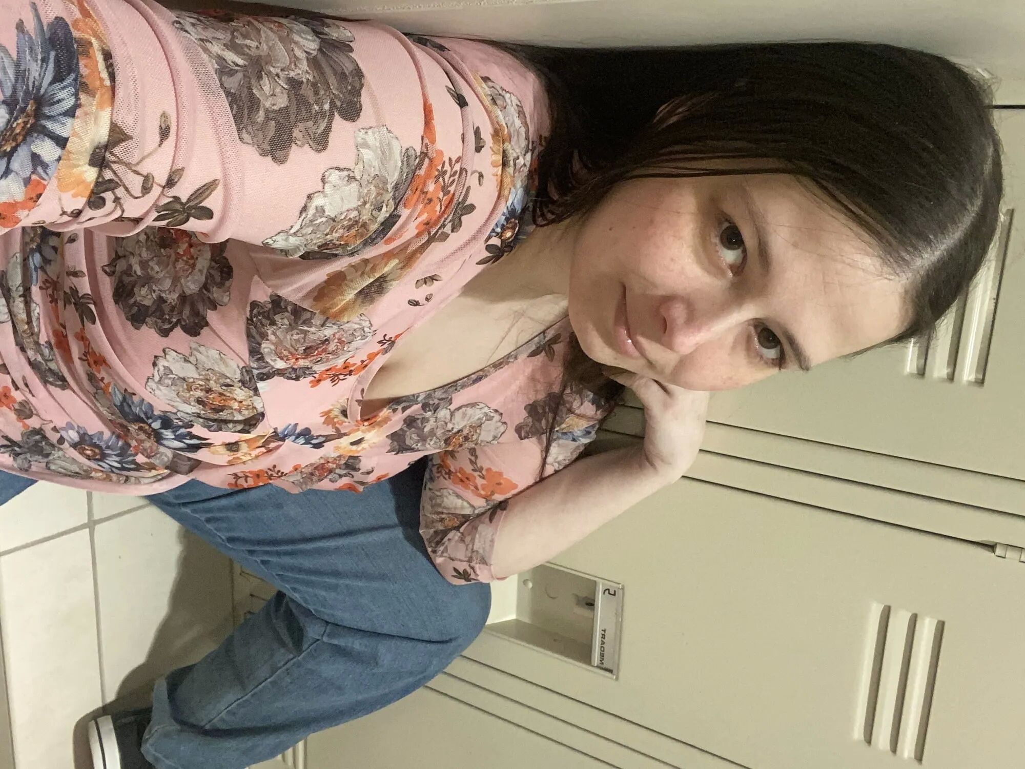 SFW - 38 Pics