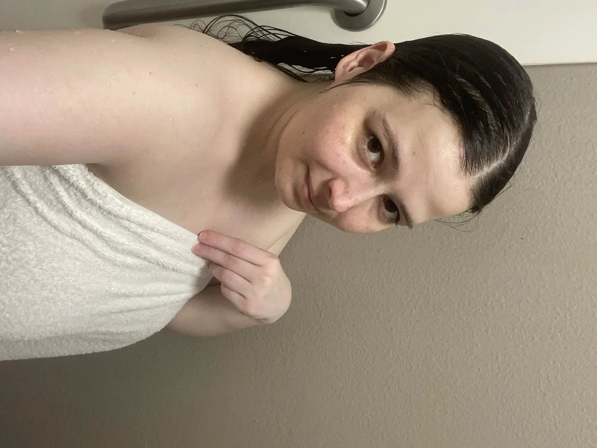 SFW - 38 Pics