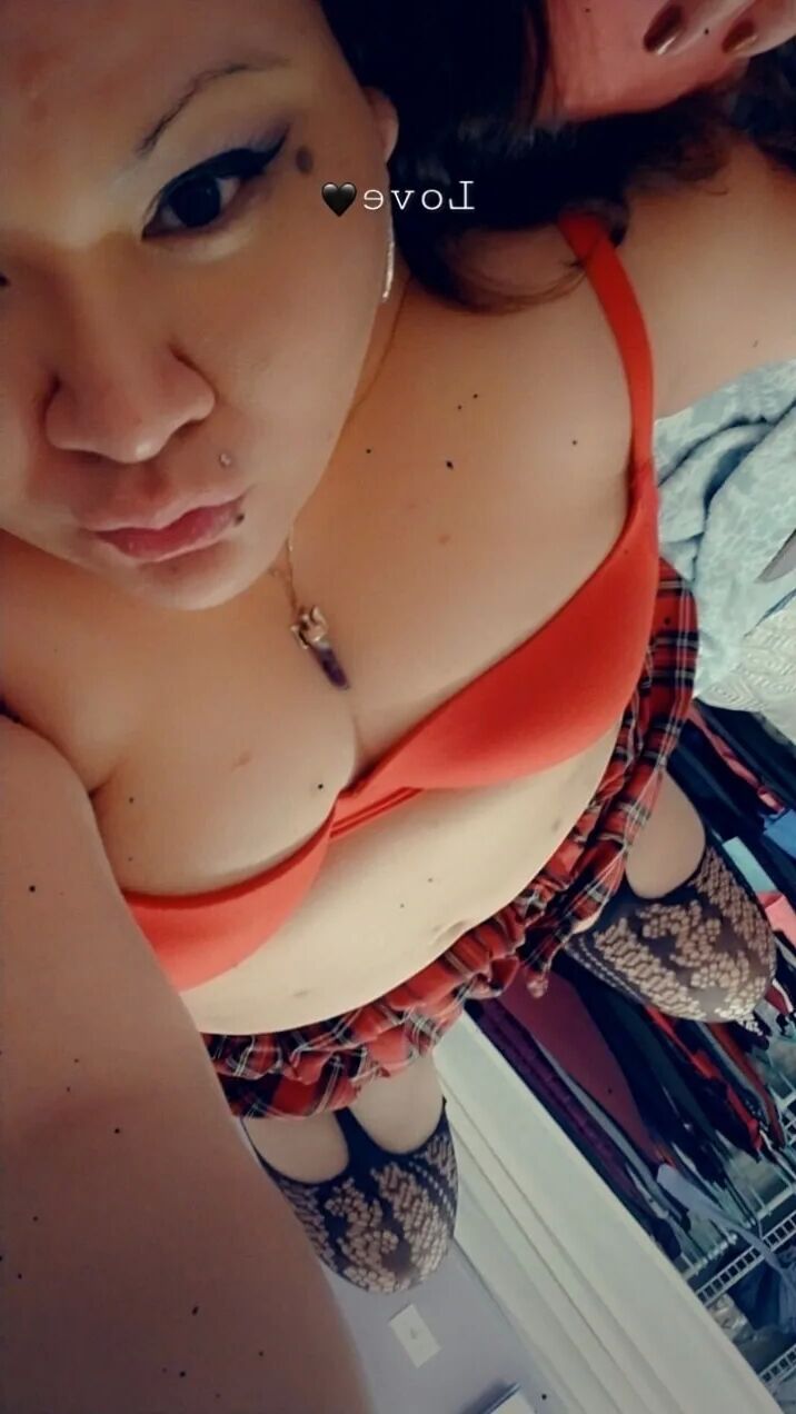 Hawaiian BBW Aria - 9 Pics