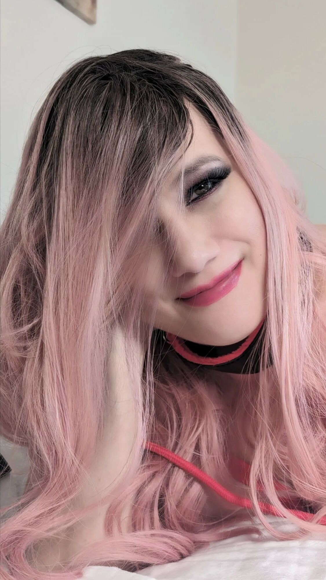 Red Domme - 50 Pics
