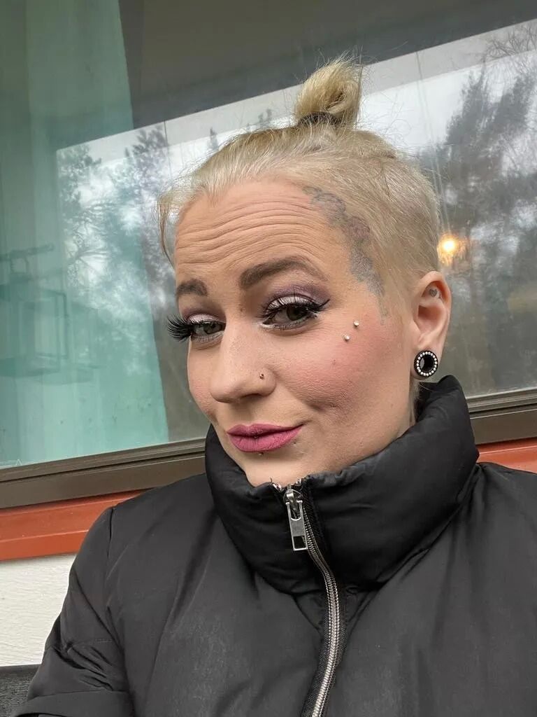 Just me - 8 Pics