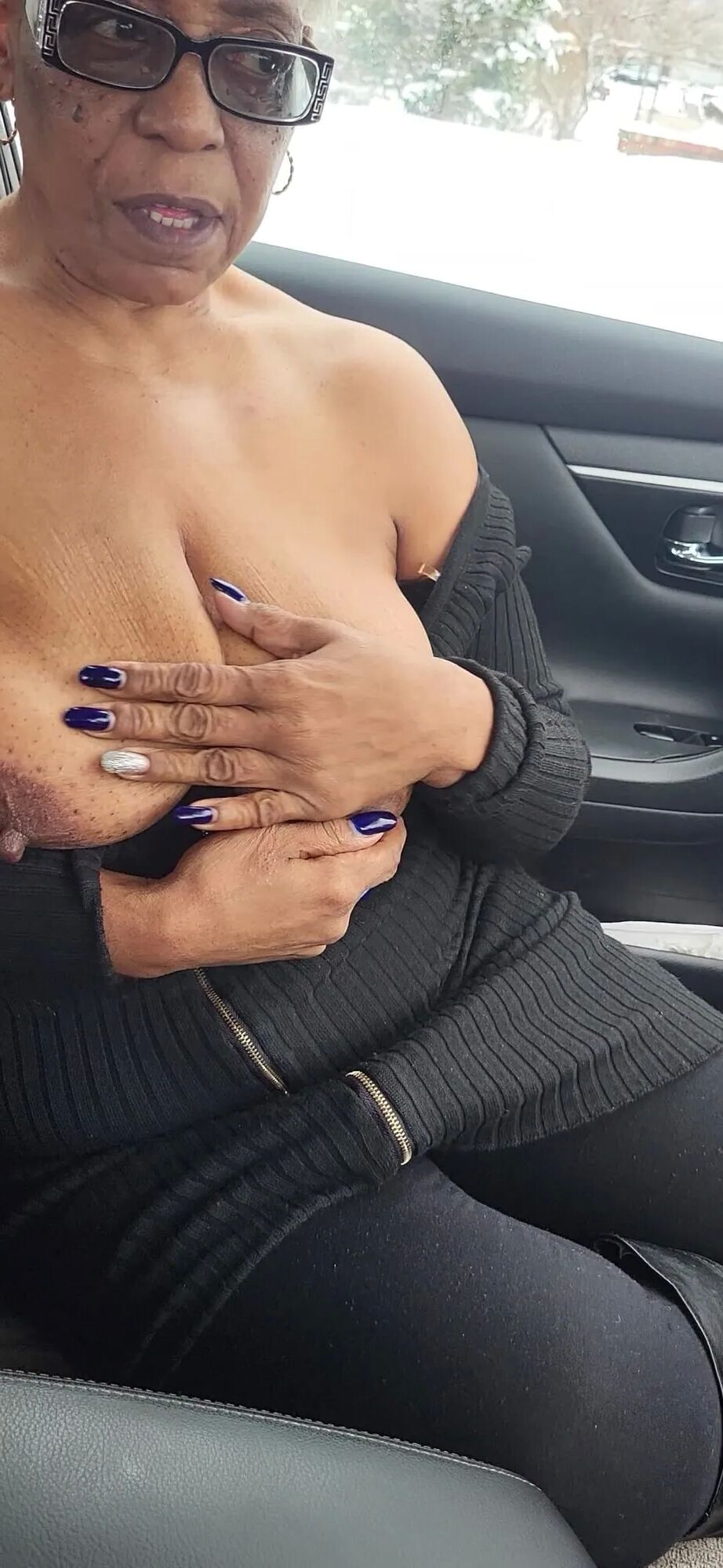 Cold Titties (My Girls) - 11 Pics