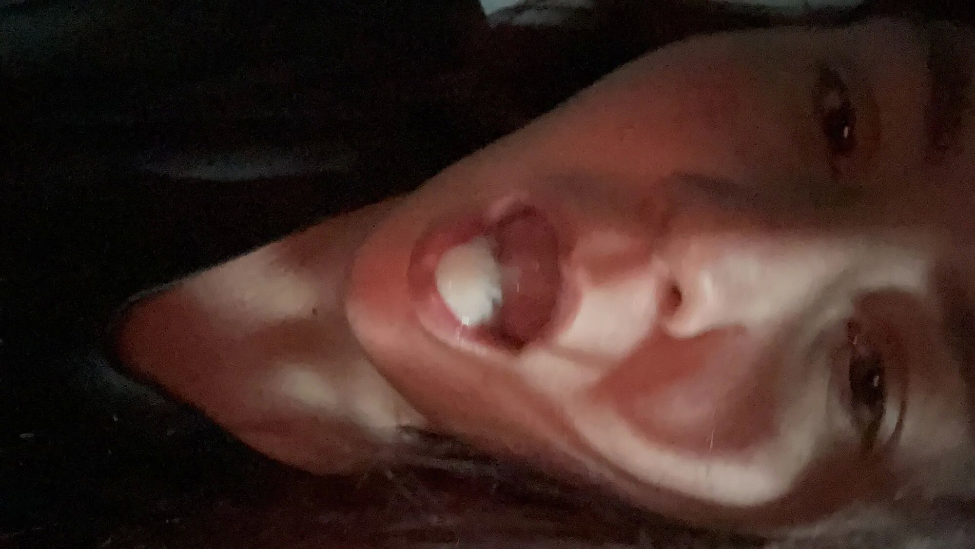 Cum in mouth - 6 Pics