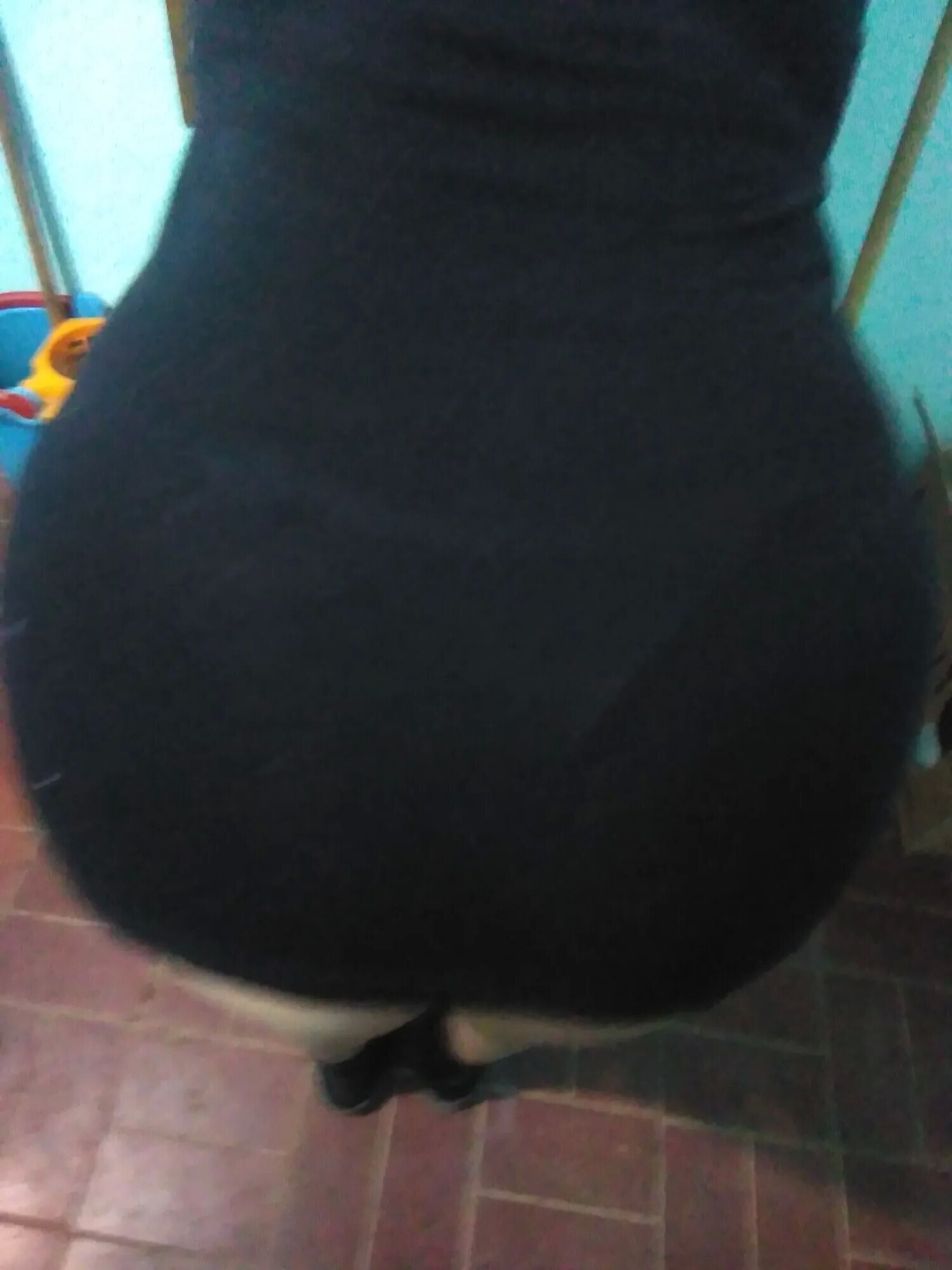 Pack 22: vestido corto negro y muestra el culo - 29 Pics