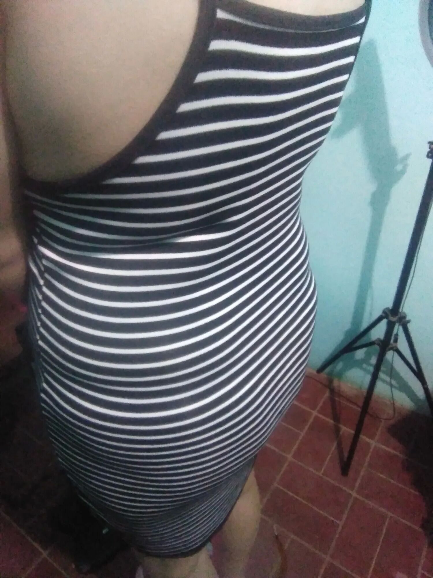 Pack 19: Vestido a rallas y tanga azul - 12 Pics